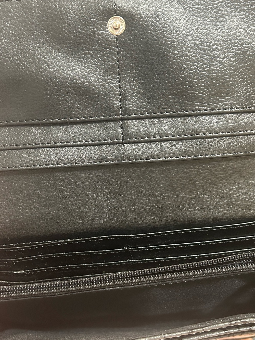 NINE WEST WALLET - Picture 4 of 4